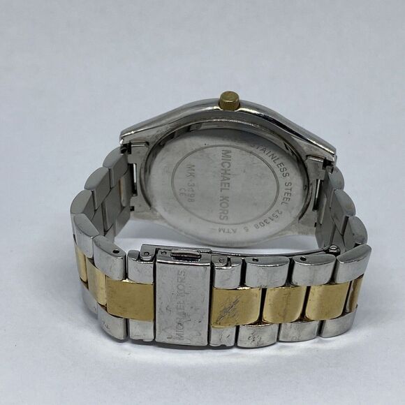 Michael Kors Slim Runway MK3198 Women's Stainless Steel Analog Dial Watch MP726 - Picture 10 of 12